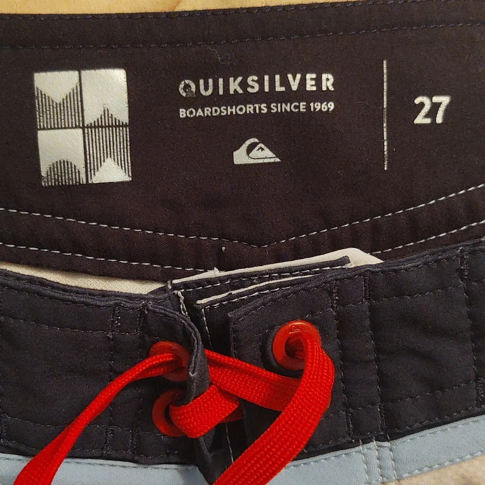 Bundle Of 2 USED Quiksilver Board Shorts Size XS/27